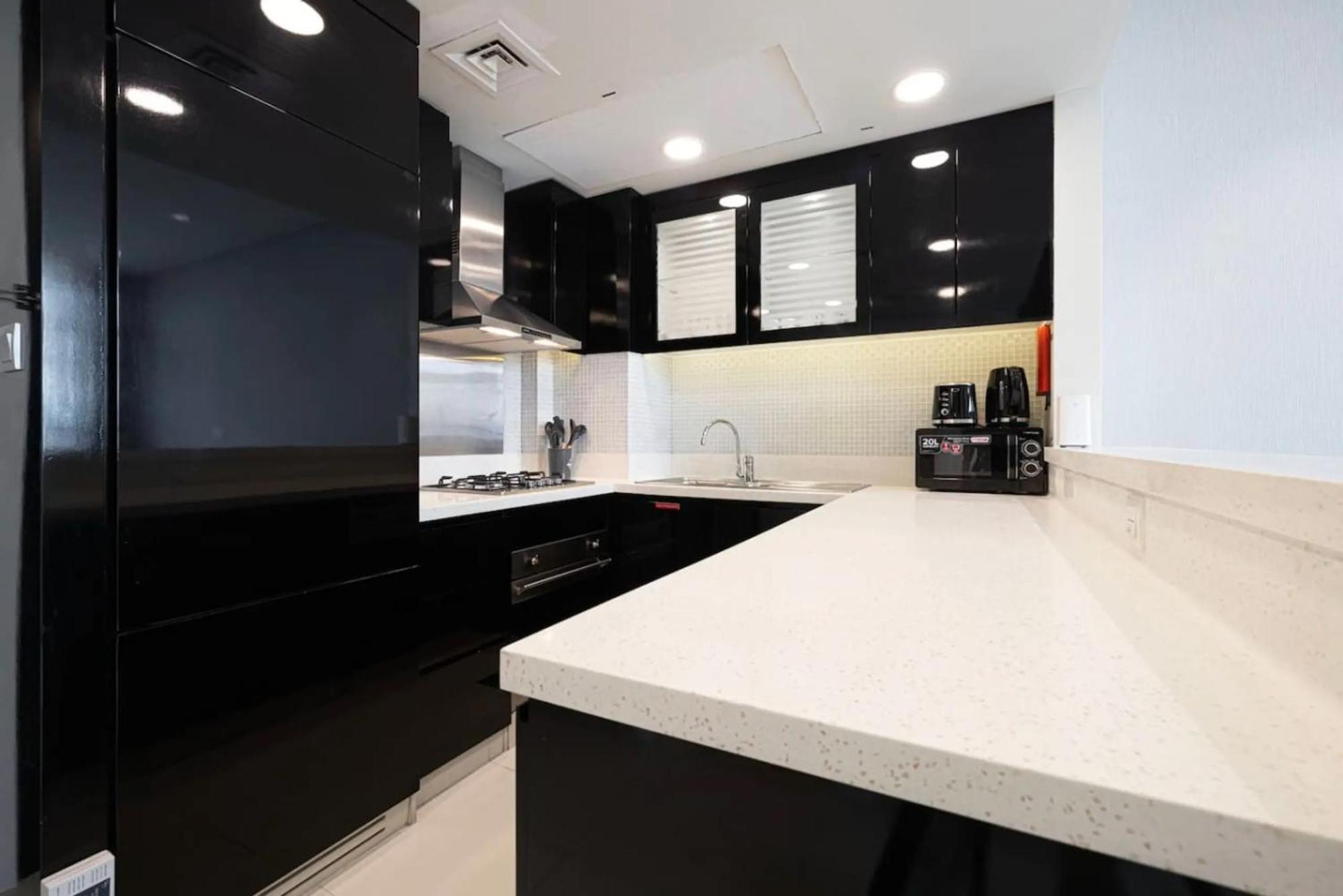 Bay's Edge, Luxury Canal View 2br In Business Bay
